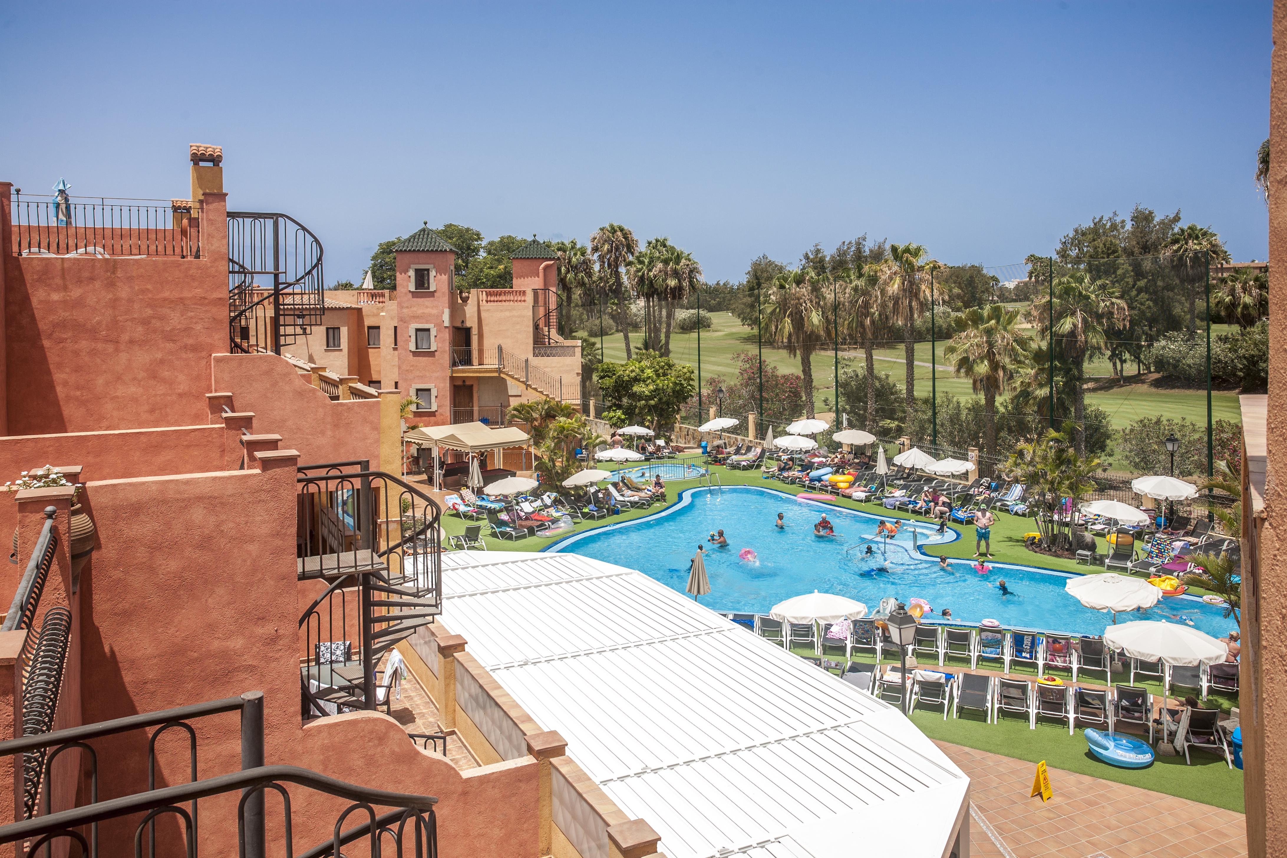 Villa Mandi Golf Resort Плая-де-лас-Америкас Экстерьер фото